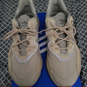 Adidas Ozweego Sneakers